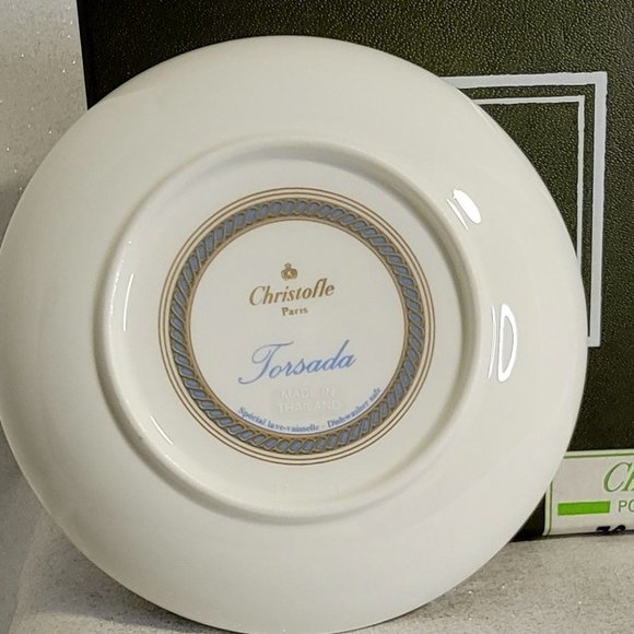 NWT CHRISTOFLE Paris Pair of "Torsada" Pattern Porcelain Small Bowls NIB - Picture 4 of 9